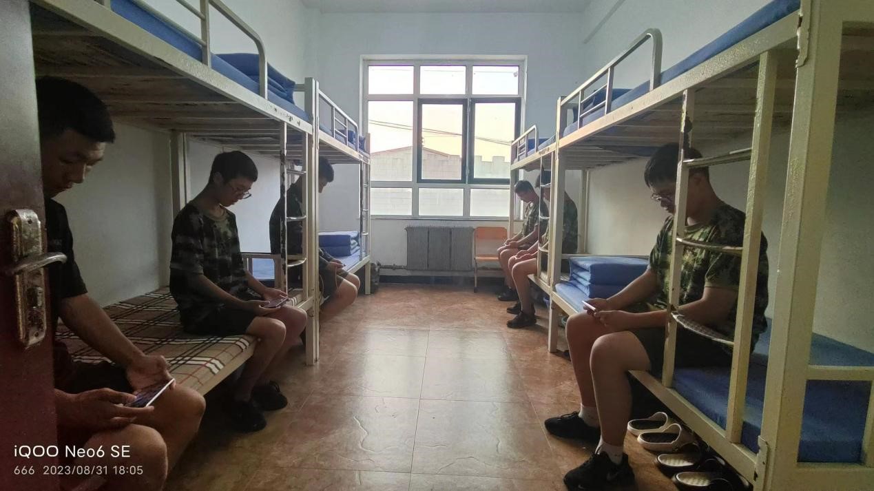 2.jpg 2.jpg